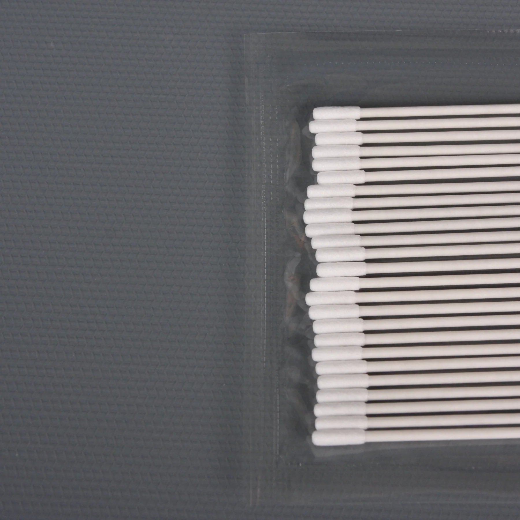 Tamiya 87103 Craft Cotton Swab Round Extra Small (50 pcs.) - Image 3