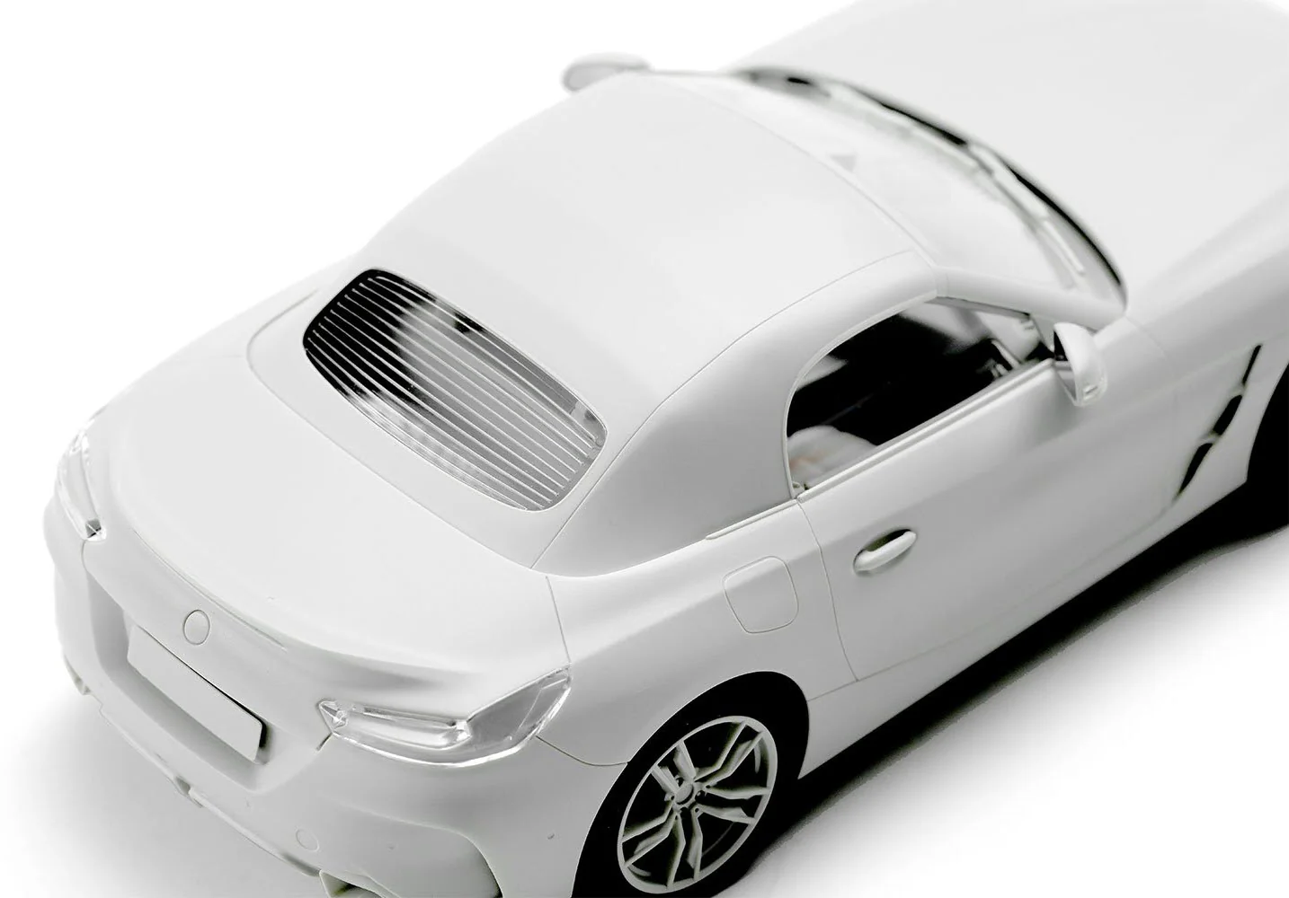 Meng 1/24 BMW Z4 M40i - Image 9