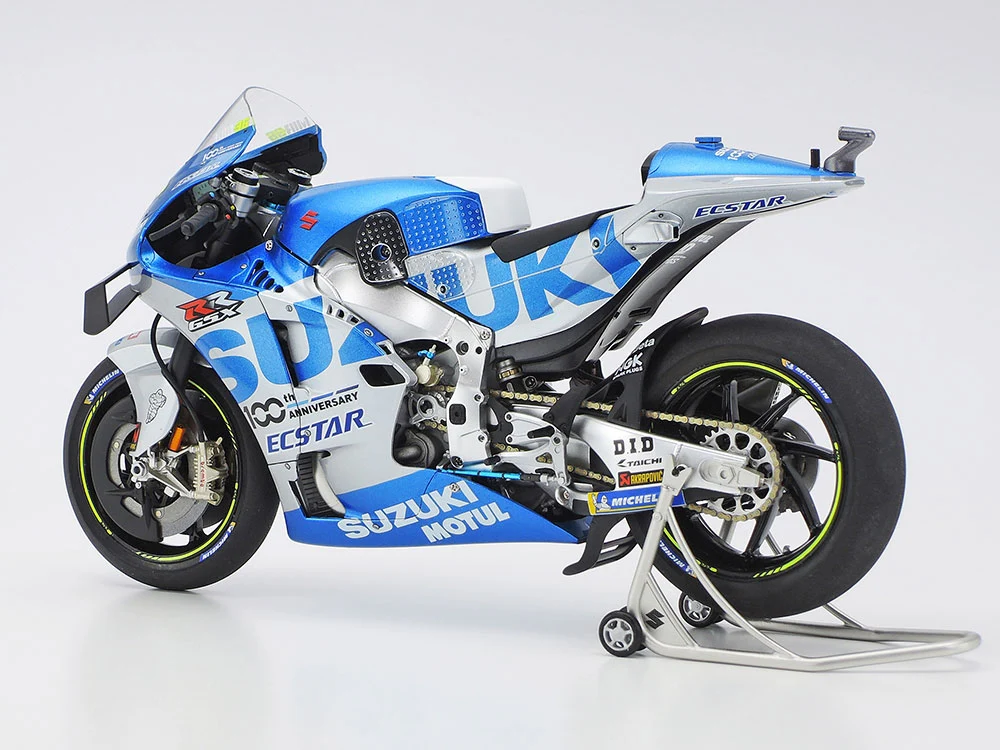 Tamiya 1/12 2020 Team Suzuki ECSTAR GSX-RR Racing Motorcycle - Image 3