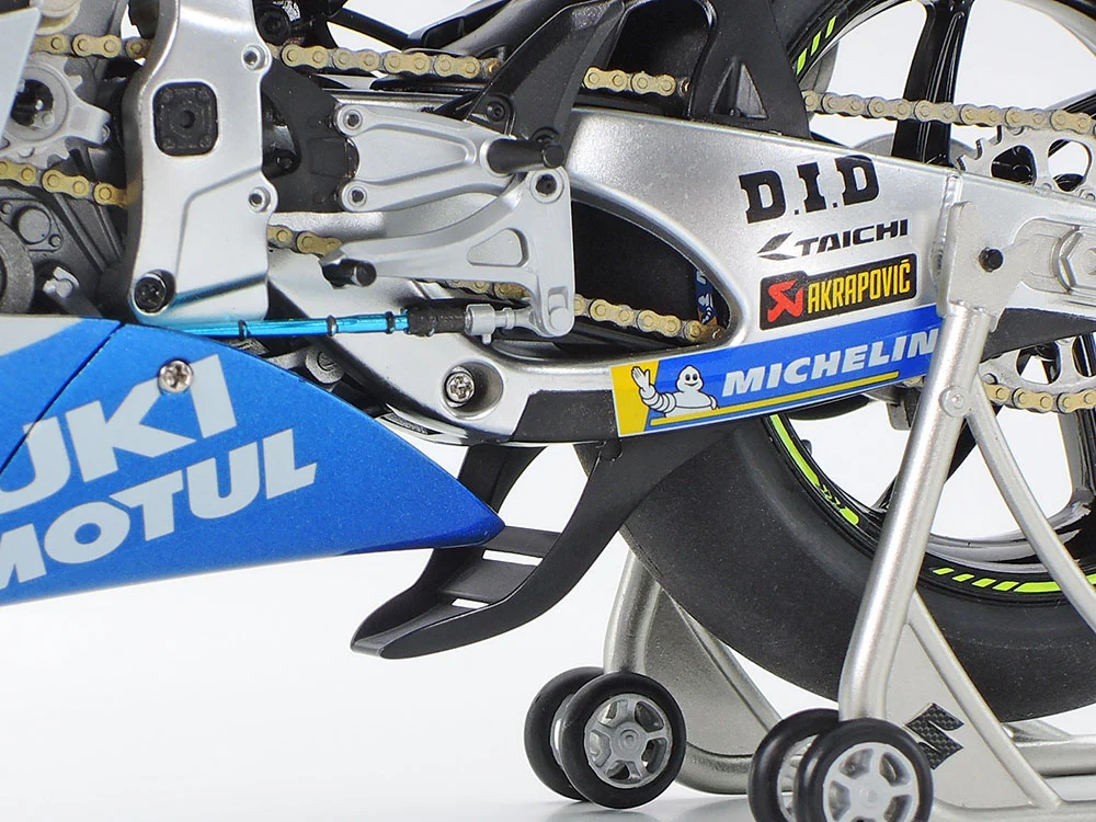 Tamiya 1/12 2020 Team Suzuki ECSTAR GSX-RR Racing Motorcycle - Image 8