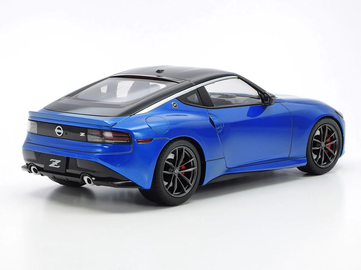 Tamiya 1/24 Nissan Z Sports Car - Image 3