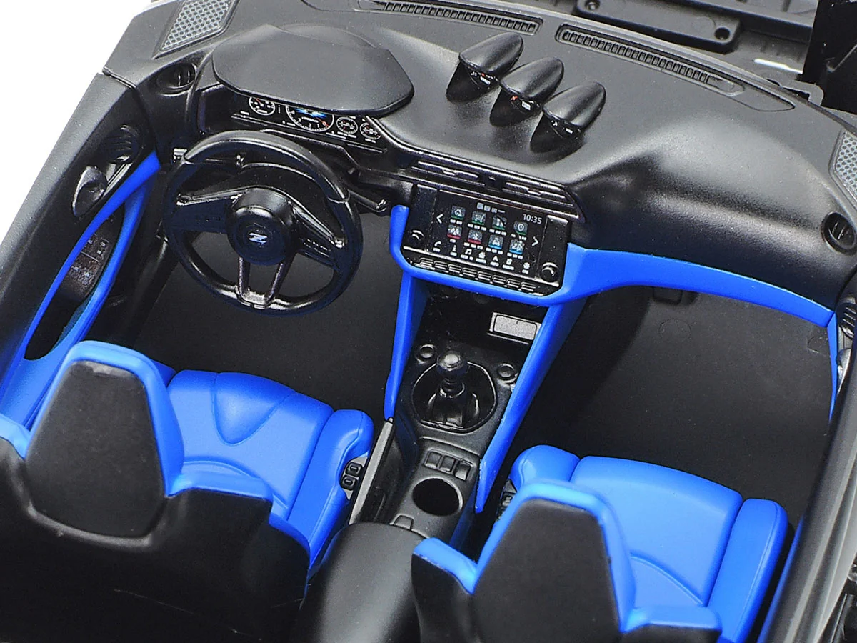 Tamiya 1/24 Nissan Z Sports Car - Image 7